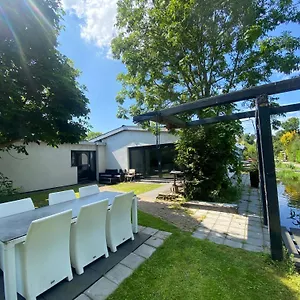 Villa Haarlem Amsterdam With Jacuzzi