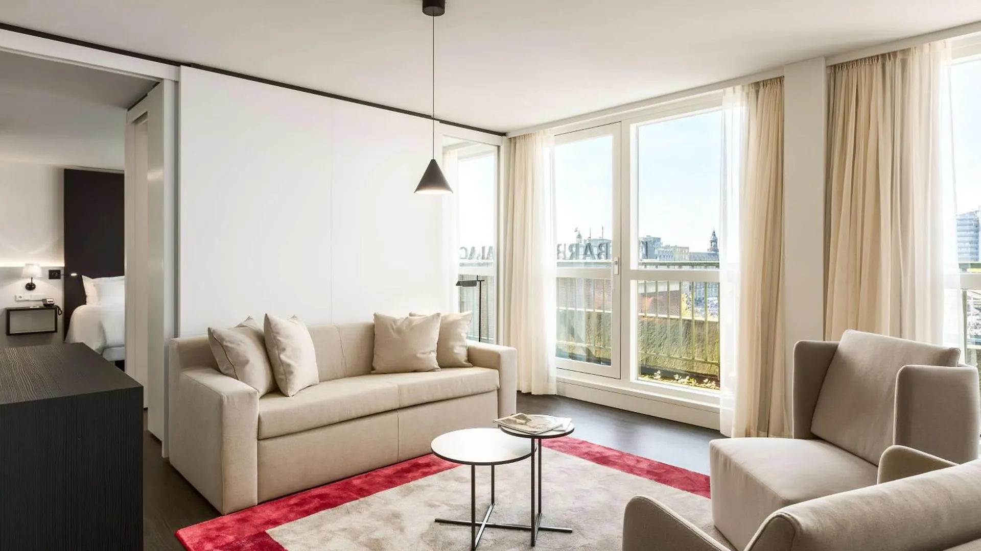 Отель Nh Collection Amsterdam Barbizon Palace
